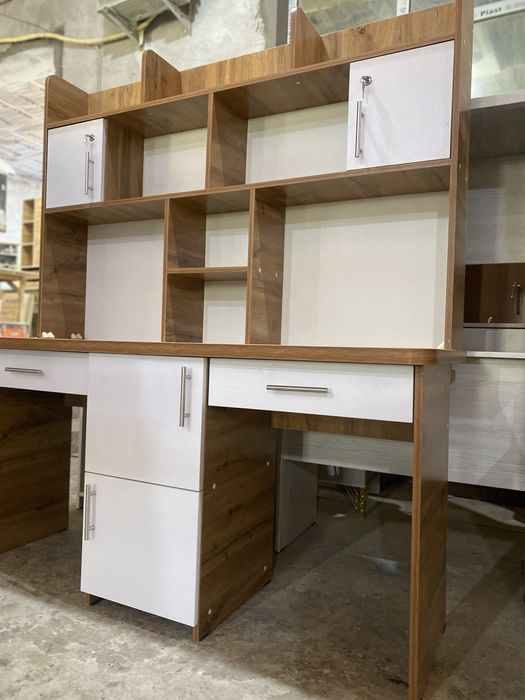 Письменный стол. Dars stoli