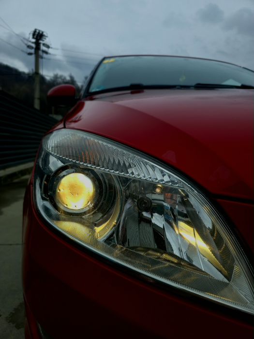 SKODA Fabia 2011 — imagine 2