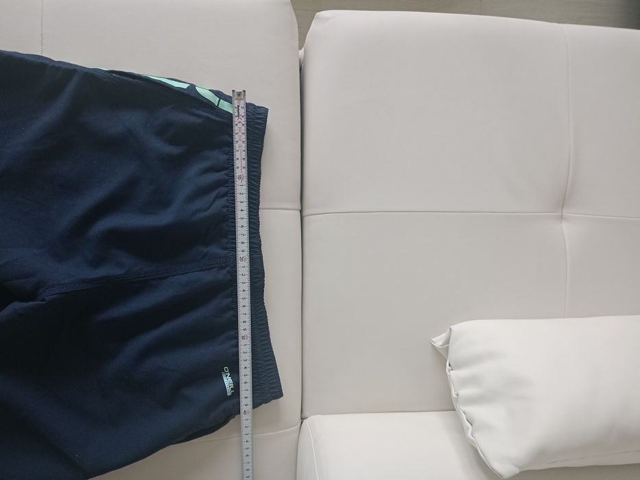 Vând bermude baie O' Neil, bărbătești, produs de calitate superioara m