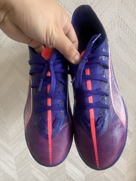 Продам бутсы Puma