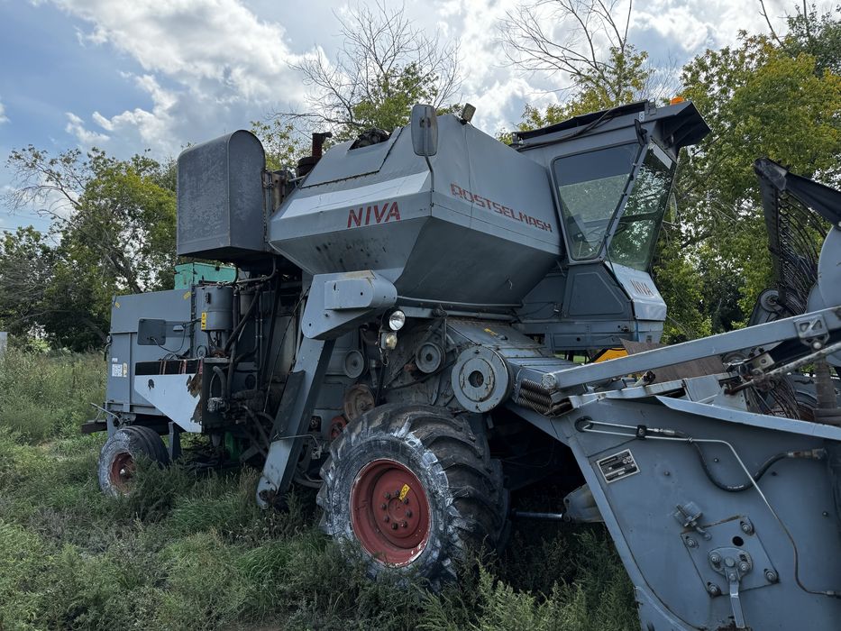 Нива Эффект 2010 с подборщиком