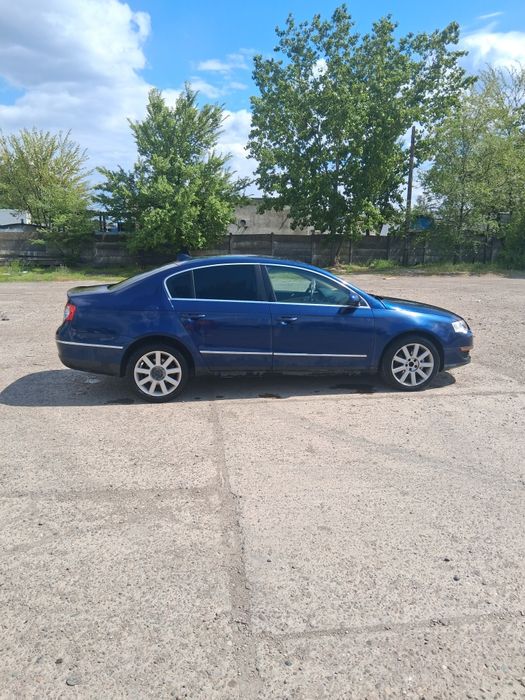 Vand sau schimb Passat b6 200 CP