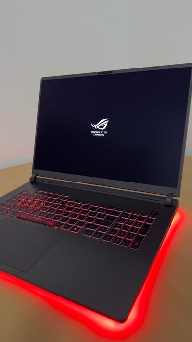 Laptop Gaming Asus Rog Strix G18