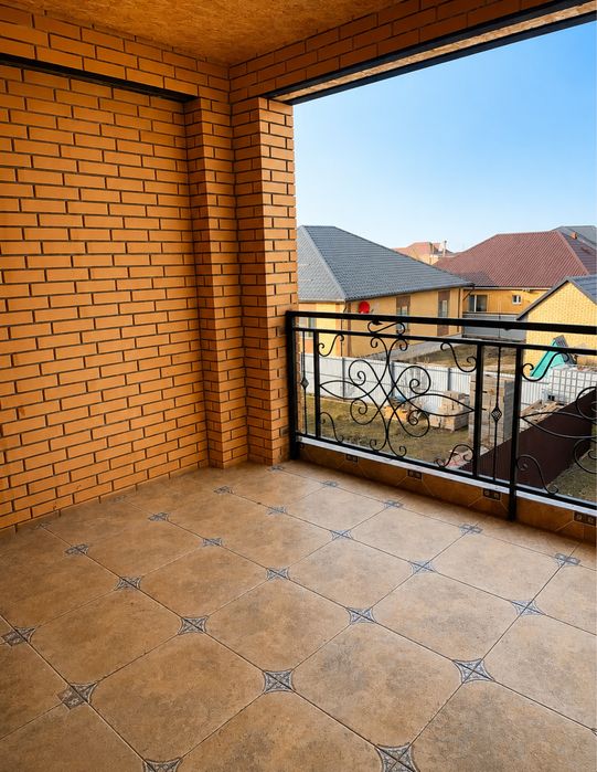Продам просторный коттедж, дом  268 м² в селе Асан