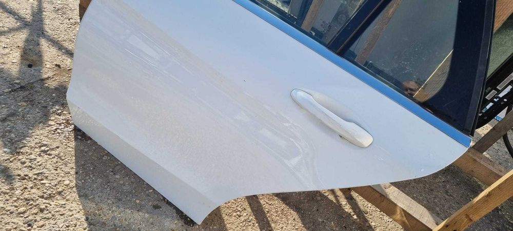 Usa portiera stanga dreapta fata spate Mercedes-Benz C Class W205
