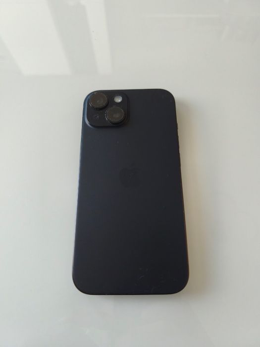 IPhone 15 128 GB топ състояние