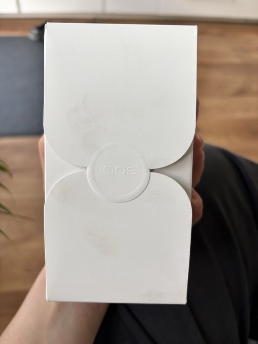 Iqos Iluma i Electric Purple