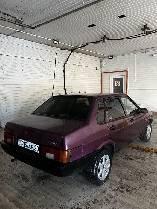 Продам ваз 21099