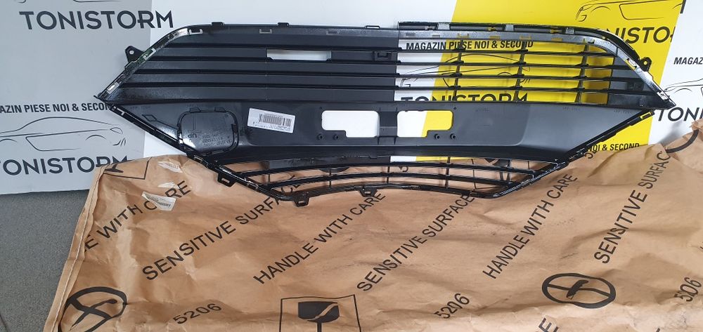 Grila Toyota Aygo nouă, cod 531120H900, între anii 2014-2026