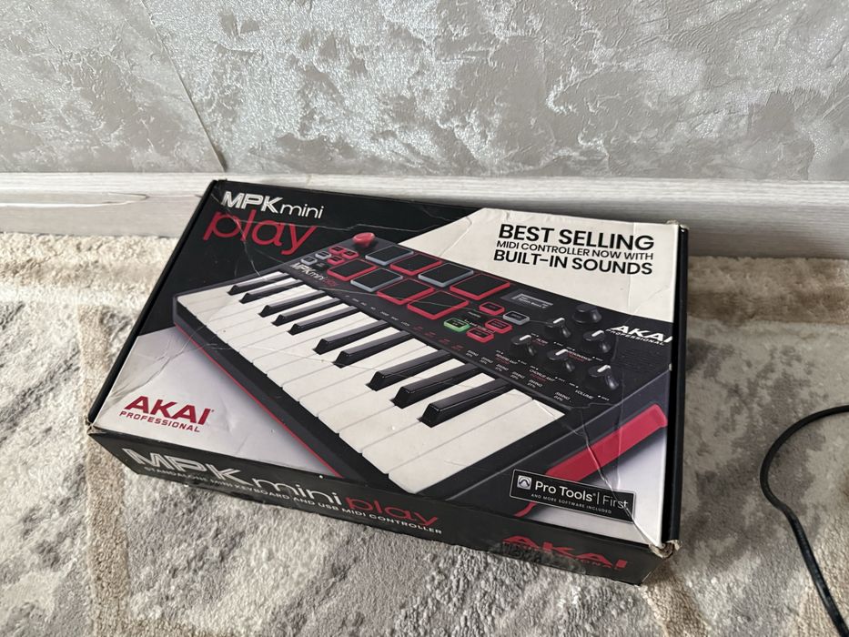 MPK mini play клавиатура