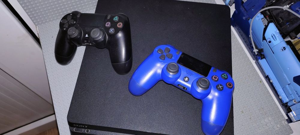 ПРОШИТАЯ Playstation 4 Slim 500гб