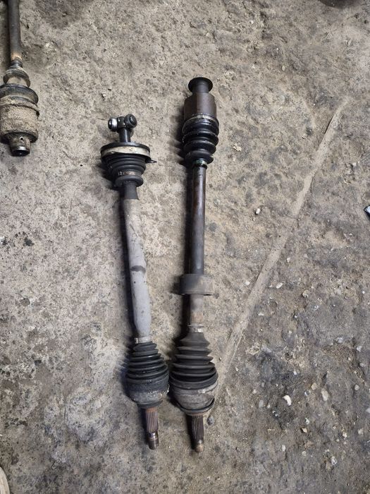 Planetara dreapta fata Dacia Logan 2 (2013 - 2016) 1.2 benzina D4F732
