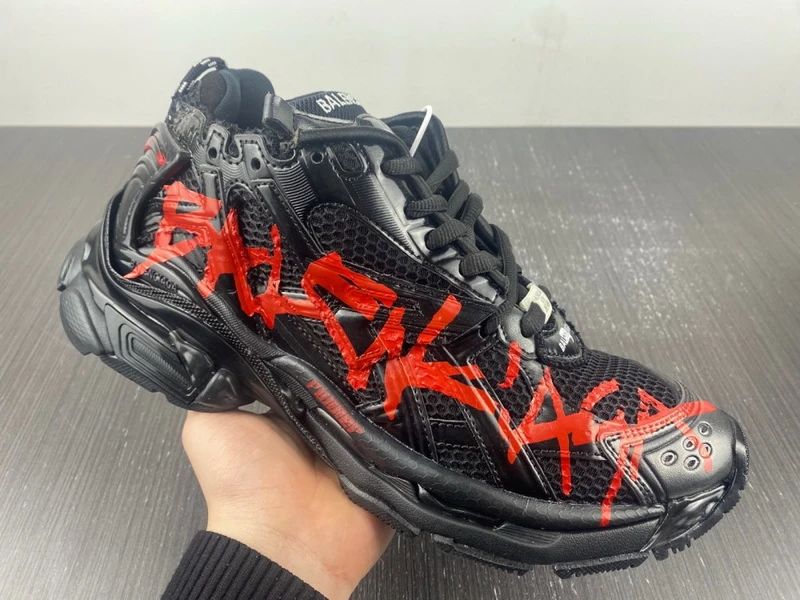 Balenciaga Runner 7.0 Black/Red