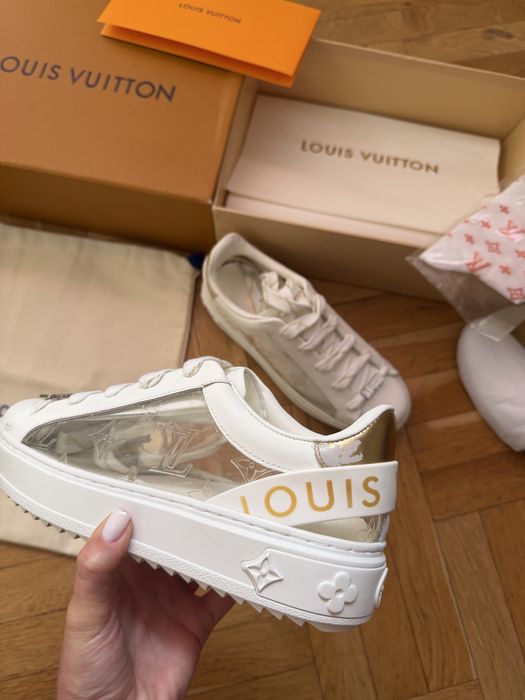 Louis Vuitton бели кецове обувки