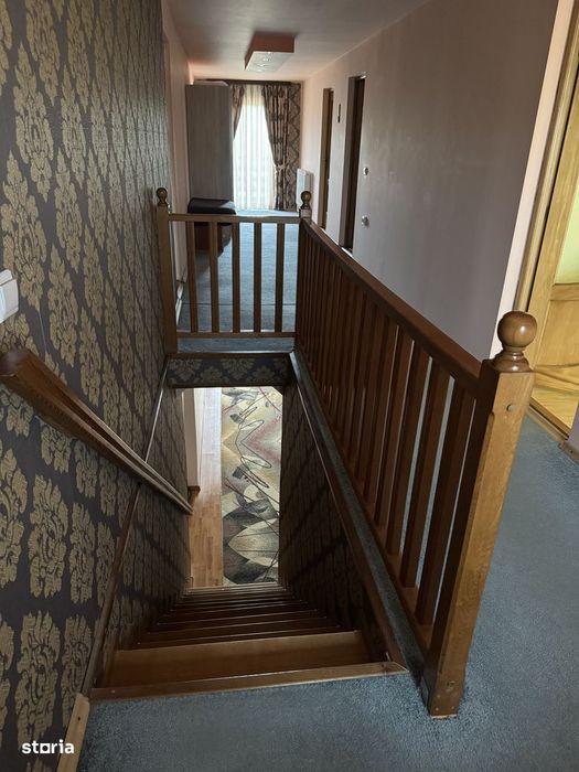 Vând casă sau schimb cu apartament cu 2 camere în Fălticeni