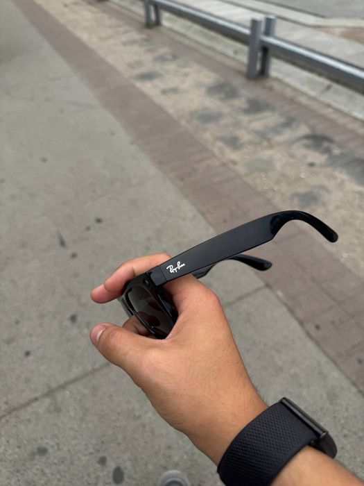 Ray ban stories
