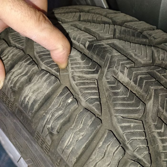 Зимни гуми и джанти 205/60/16