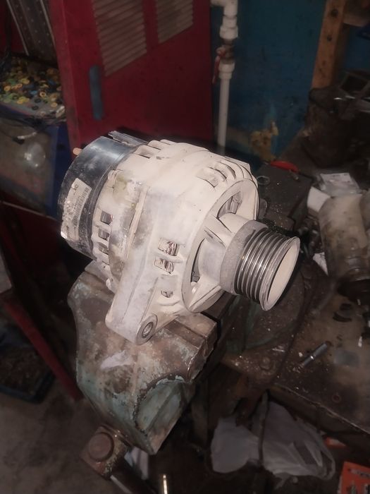 Генератор ваз2114