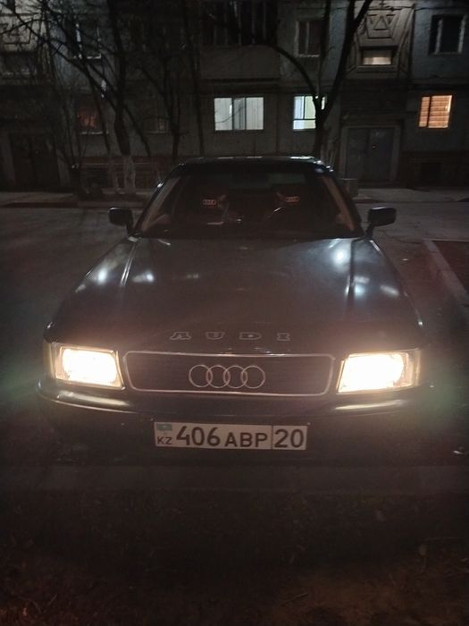 Продам Ауди 80Б4