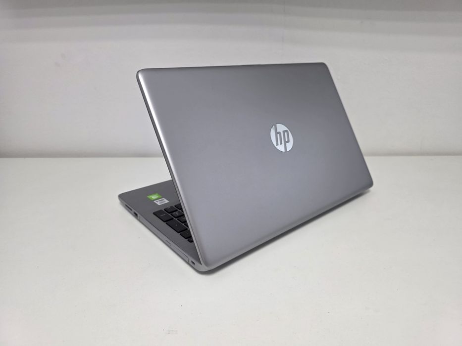 Laptop HP i5-1035G1 15.6" FullHD 16gb video nVIDIA gaming. Garantie 12 luni