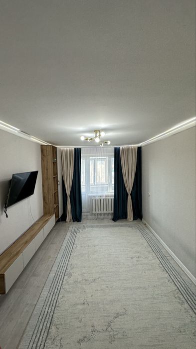 Продам 2х квв. квартиру  Район 11 мкр