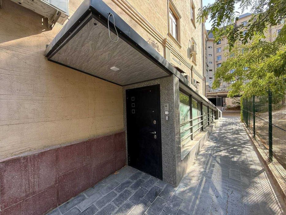 Продам и сдам коммерческое  помещения 125 кв.м.