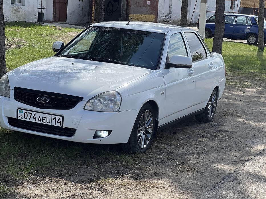 Продам приору 1 срочно