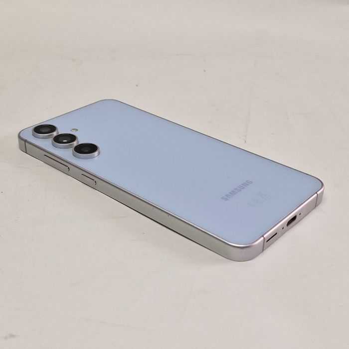 Liquid Money vinde - Telefon Samsung Galaxy S24 FE, 8GB, 128GB, 100%