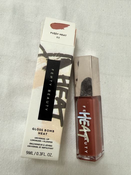 Fenty Beauty gloss bomb - Fussy Heat
