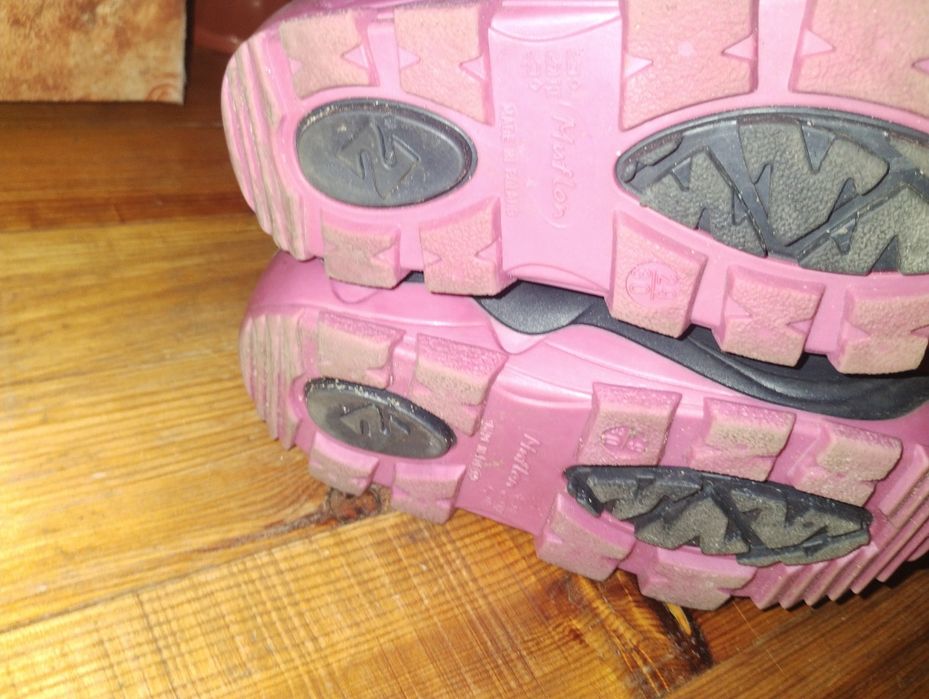 Подарявам Ботуши за момиче номер 29.