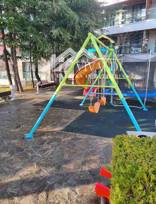 Двустаен обзаведен апартамент в кв.Бриз, Варна