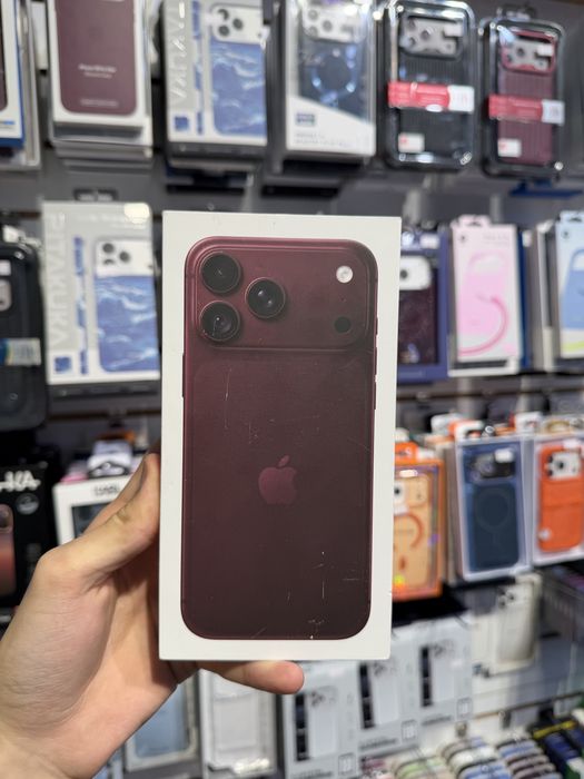 18 Pro Max 2tb esim