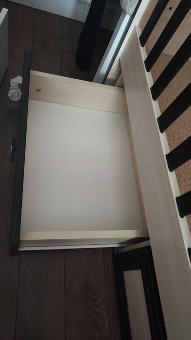 Бебешка кошара с чекмеджета