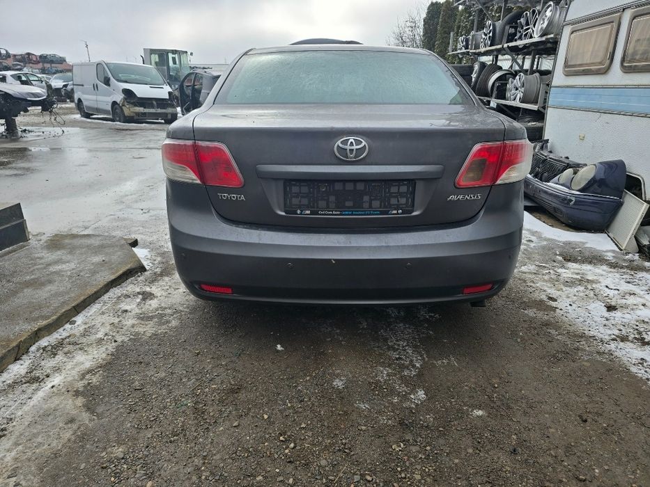 Dezmembrez Toyota Avensis Saloon _T27_ 2012 2.0 D-4D 1Ad-Ftv 93Kw|126H