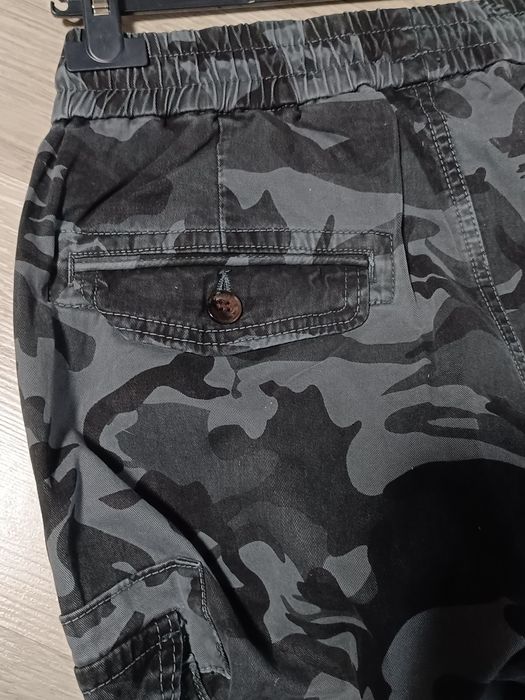 Камуфлажен карго панталон