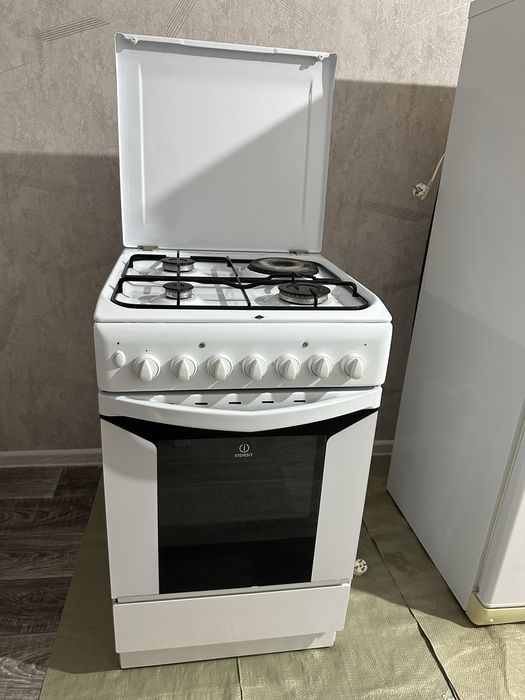 Продается газовая плита в хорошем состоянии