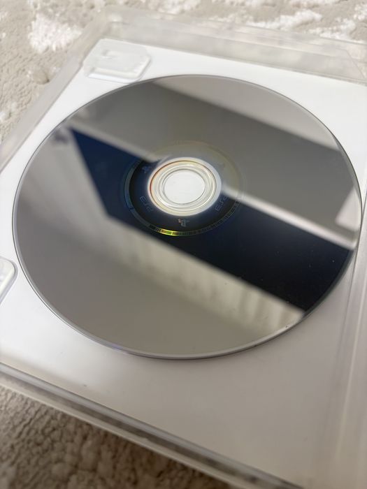 Продам Mortal Kombat (9) на PS 3