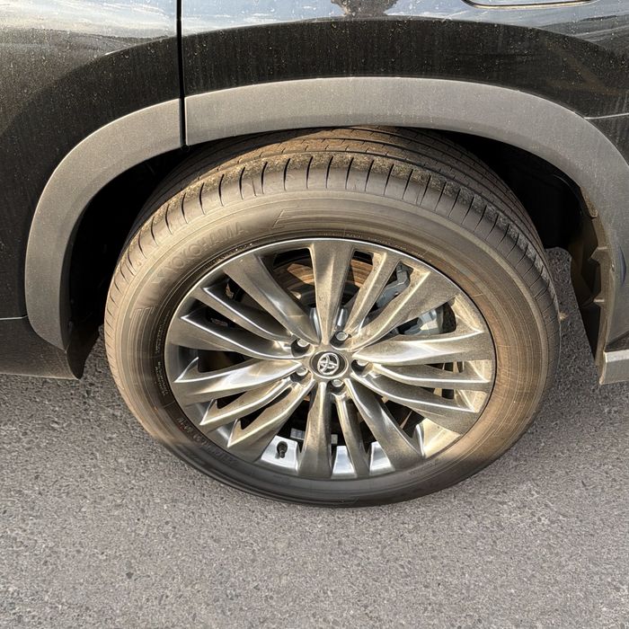 Toyota highlander limited 2.5 hybrid