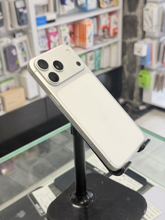 Apple iPhone 17 Pro Max 256GB Silver