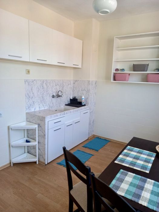 Продава се Тристаен апартамент в Варна, Цветен квартал - 94 кв.м за 2043 €/кв.м - Снимка #8