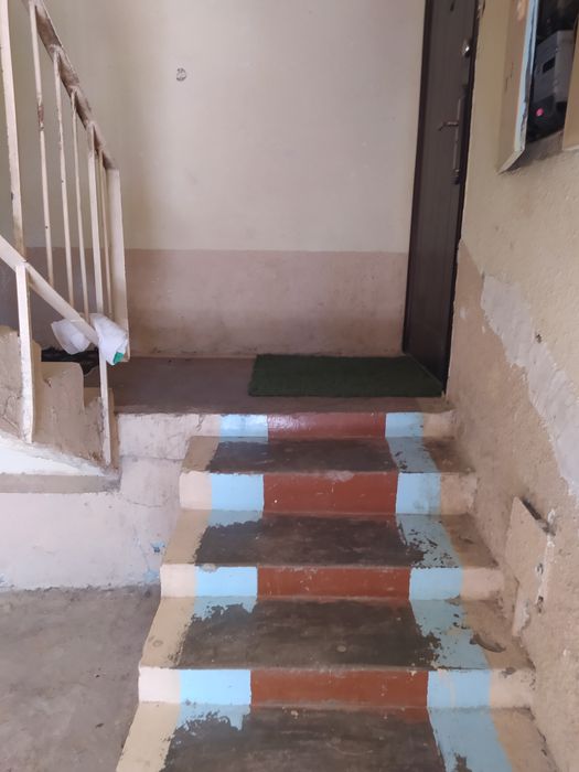 2xona uy sotiladi Boʻstonliqda