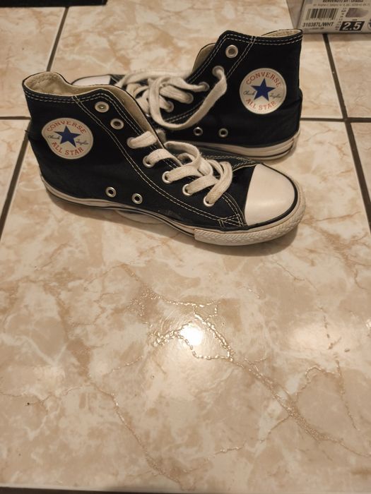 Adidasi Skechers .Tenesi converse all stars