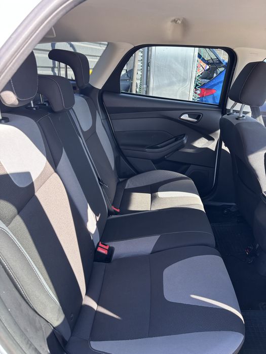 Vand ford focus