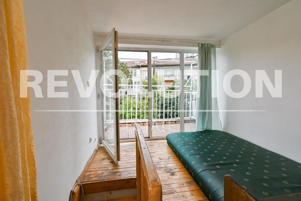 Дава се под наем Тристаен апартамент в София, Лозенец - 70 кв.м за 600 € - Снимка #4