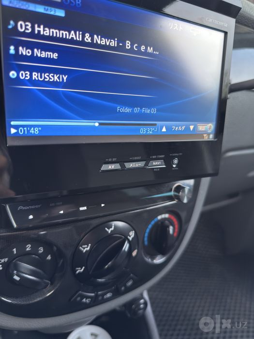 Pioneer Carrozzeria Avic -VH99 monitor