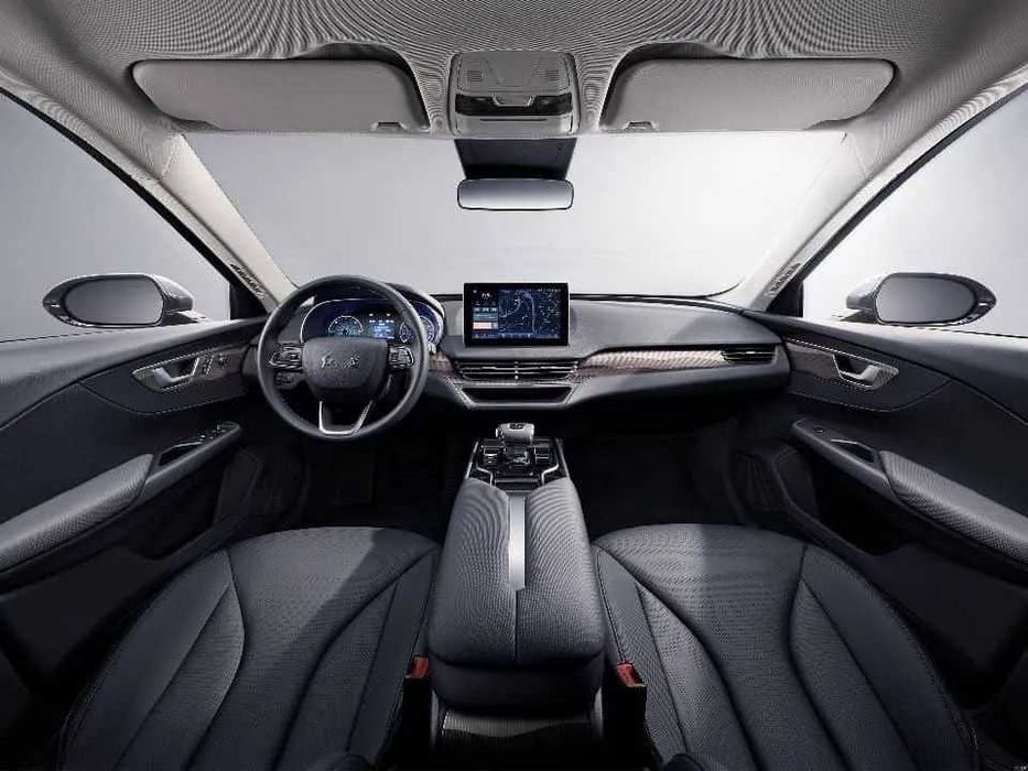 Hongqie E-qm5 450 km  pod zakaz