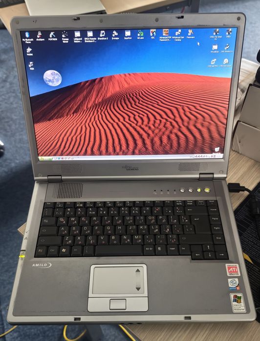 Комплект 3 лаптопа - Toshiba, HP, Fujitso Siemens