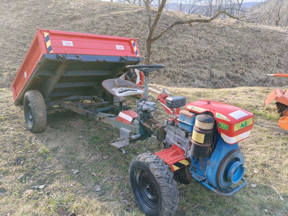 Motoagricola 4x4 MB cu remorca basculabila
