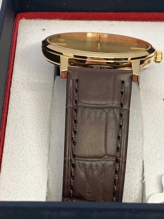 Ceas Festina Swiss Gold model F20016/2