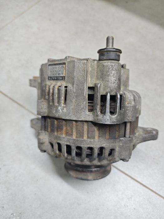 Генератор Дэлика Mitsubishi Delica